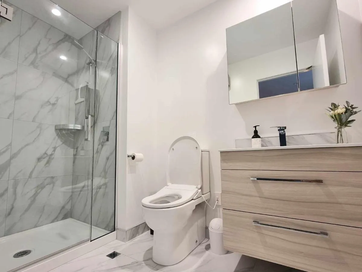 Elegant Cbd Apartment Christchurch
